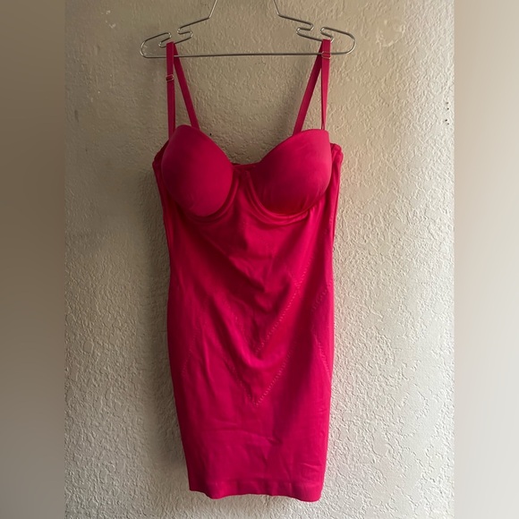 Victoria secret pink power figure Cupped shaping slip size 36D great condition - Picture 13 of 16